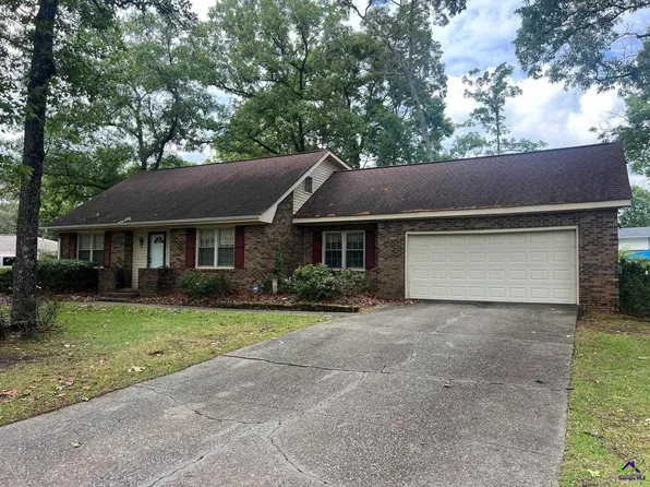 307 Chelsea Dr, Warner Robins, GA 31088