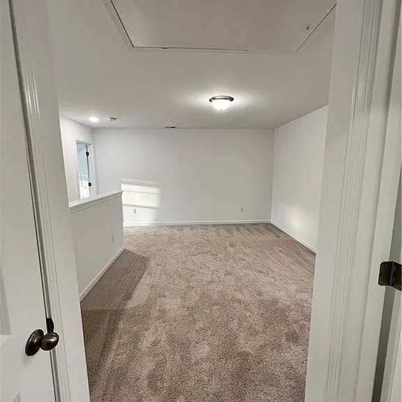 6075 Handley Dr — Photo 14
