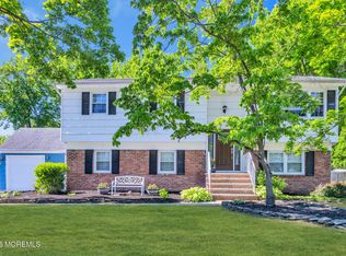62 Warren Place, Middletown, NJ 07748