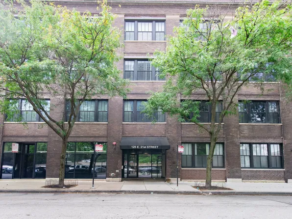 2100 S Indiana Ave, Chicago, IL
