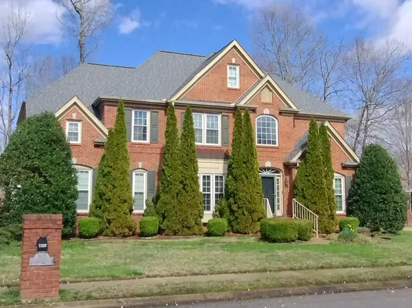 7112 Autumn Lake Trl #77, Hixson, TN 37343