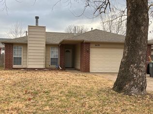 6119 S Madison Pl, Tulsa, OK 74136