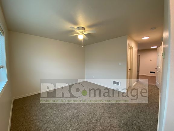 5th image of 412 Energy Dr #2