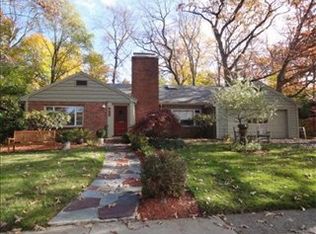 688 Walnut St, Newton, MA 02459