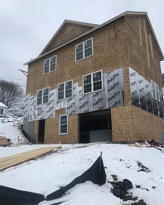 2nd image of 17 Water St