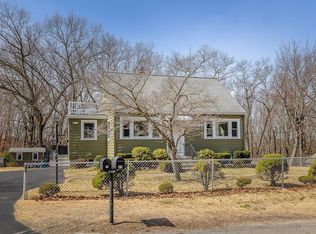 23 Fox Hill Rd, Billerica, MA 01821