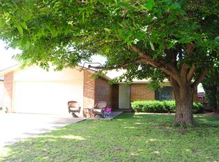 3911 Sides St, Plainview, TX 79072