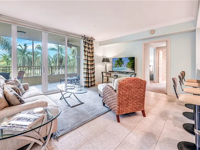 2748 Tiburon Blvd E #C-301 — Photo 6