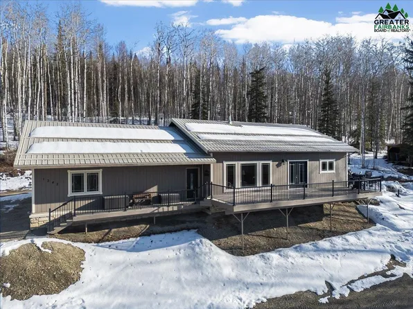 1242 Donna Dr, Fairbanks, AK 99712