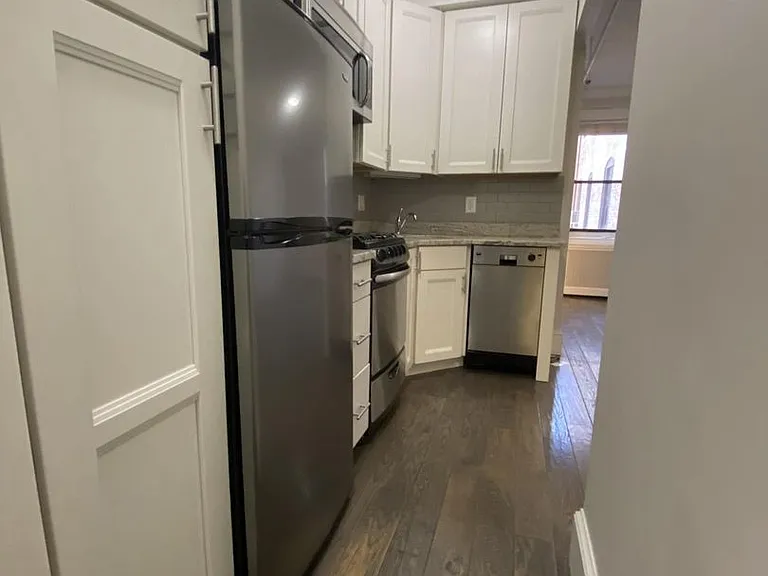 81 Westland Ave #305 — Photo 17