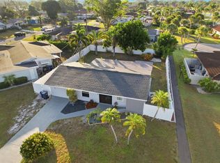 3120 Mercer Rd, Bradenton, FL 34207