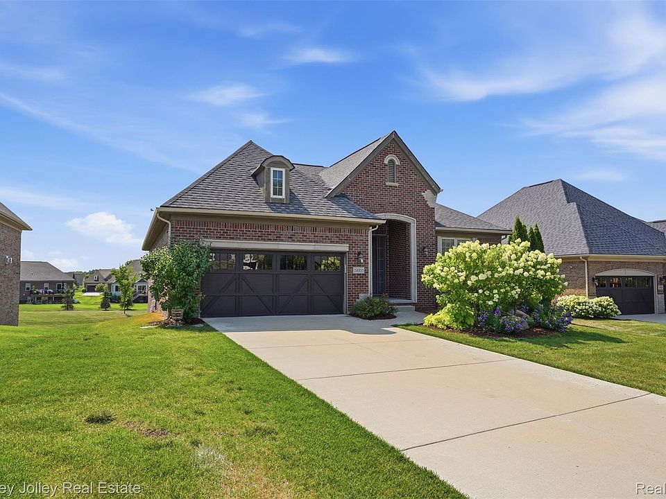 1st image of 24355 Pinnacle Cir
