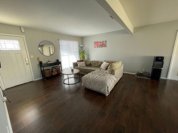 14x15 living room