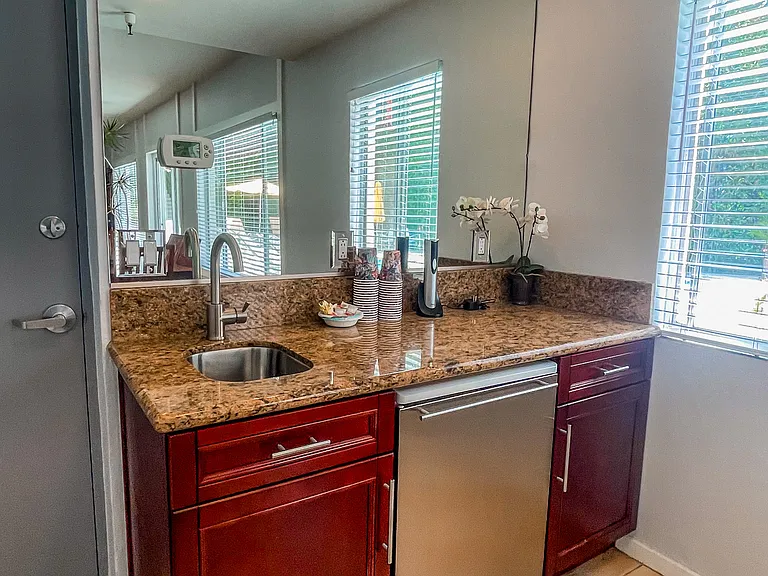 8530 Holloway Dr #102 — Photo 17