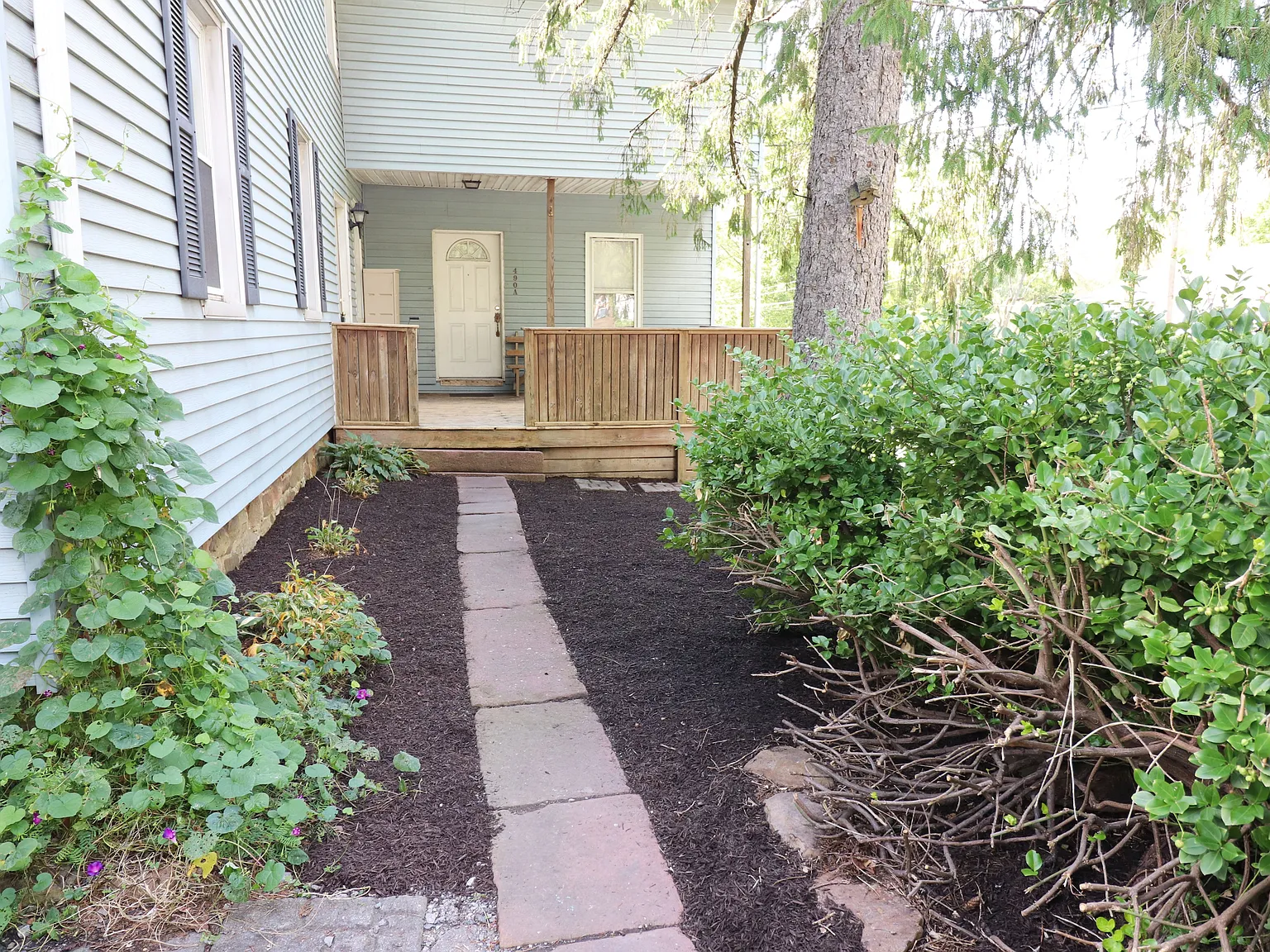 2 bed, $1,145 — Photo 3