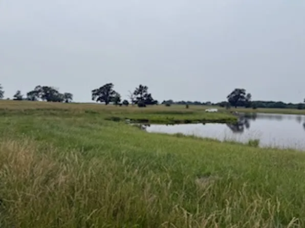 9251 N 950 East Rd, Shirley, IL 61772