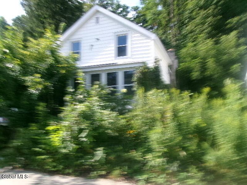 2nd image of 17 Hamilton Avenue