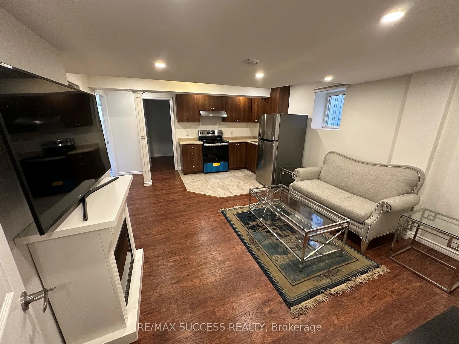 2 bed, $1,700 — Photo 3