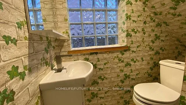 192 Parkview Ave — Photo 14