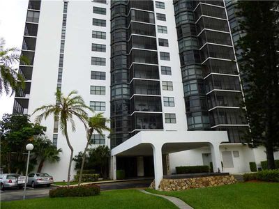 20100 W Country Club Dr APT 606, Aventura, FL, 33180