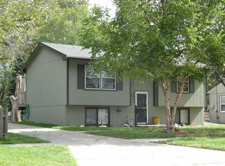 2411 S 7th St, Council Bluffs, IA 51501