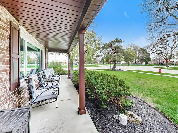 2nd image of 2822 N Brighton Pl