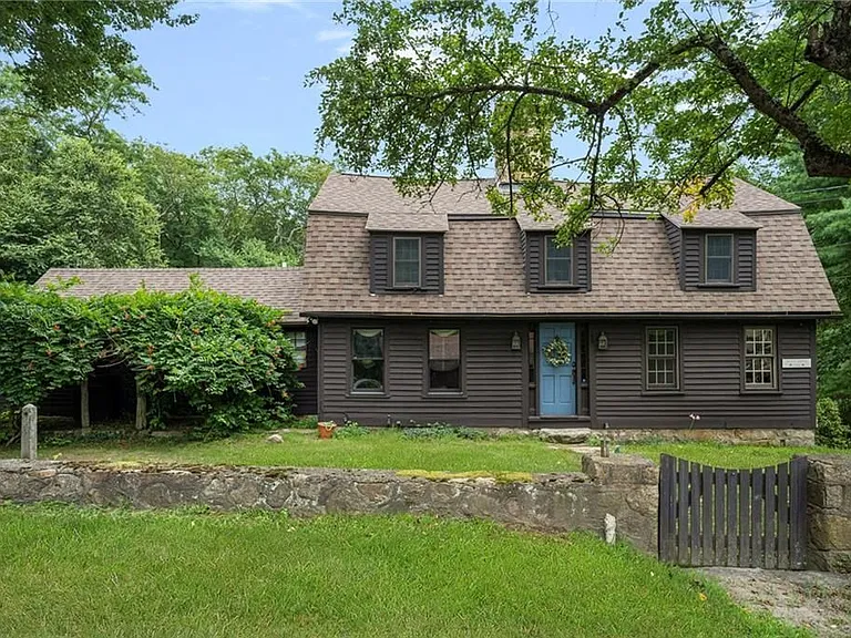 1515 South Rd — Photo 1