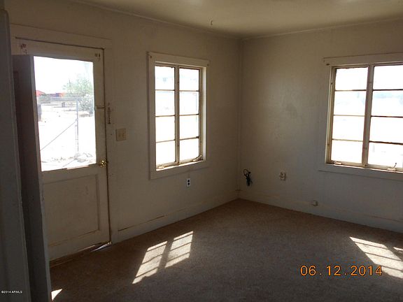 3rd image of 21825 S ROOSEVELT Street