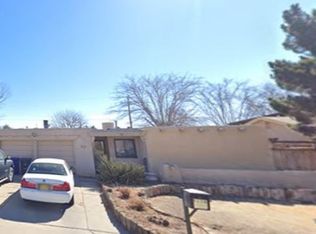 4132 Alcazar St NE, Albuquerque, NM 87109