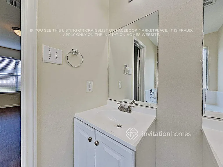 8542 Doskocil Dr — Photo 11