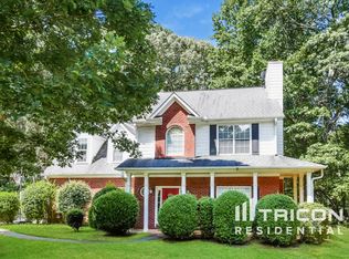 5378 Fawn Ivey Ln, Buford, GA 30519
