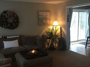 19 Sharlene Ln, Plainville, MA 02762