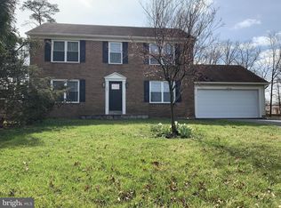 1001 Jeff Ryan Dr, Herndon, VA 20170