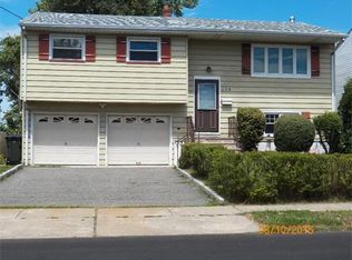 117 Division St, Port Reading, NJ 07064