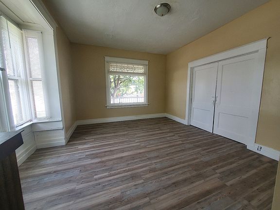 2nd image of 290 E Truman Ave #5