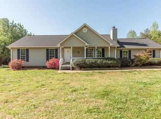 472 Tanyard Rd, Greenville, SC 29609