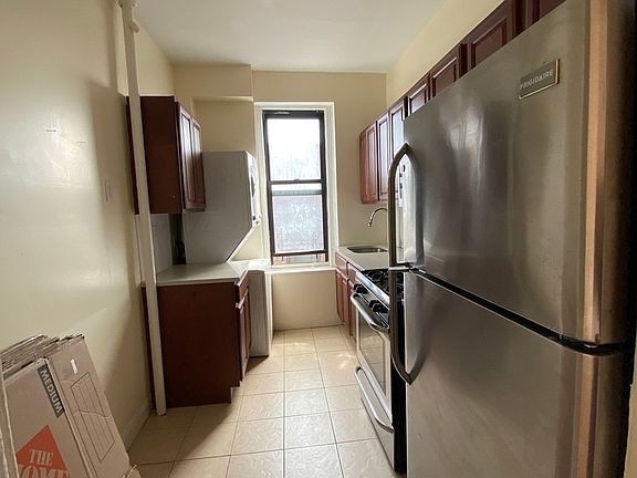 2nd image of 334 Eastern Pkwy APT 5C