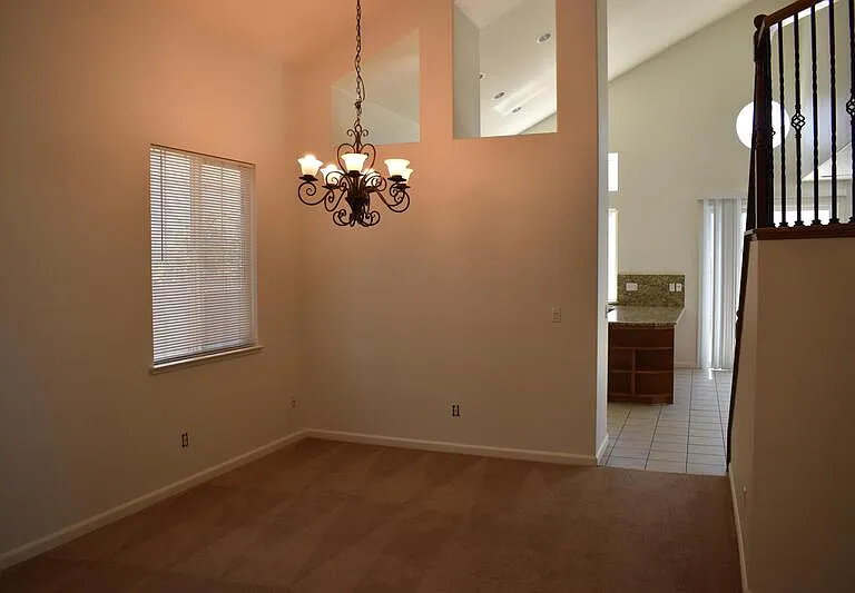 4670 Tolman Way — Photo 6