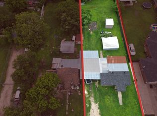 213 Cleveland St, Cleburne, TX 76031