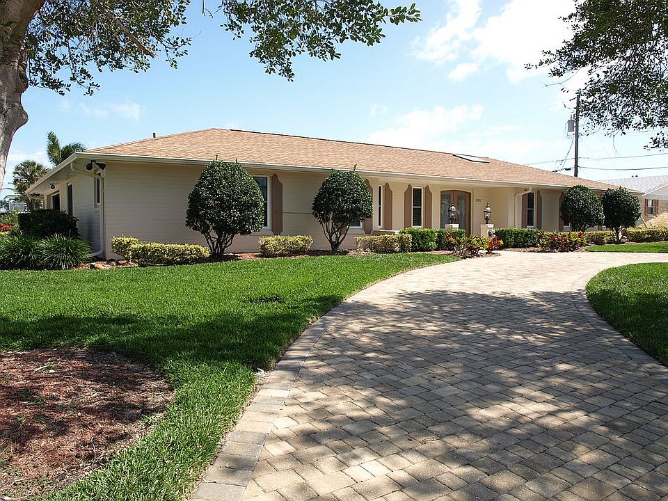 1st image of 2920 N Peninsula Dr