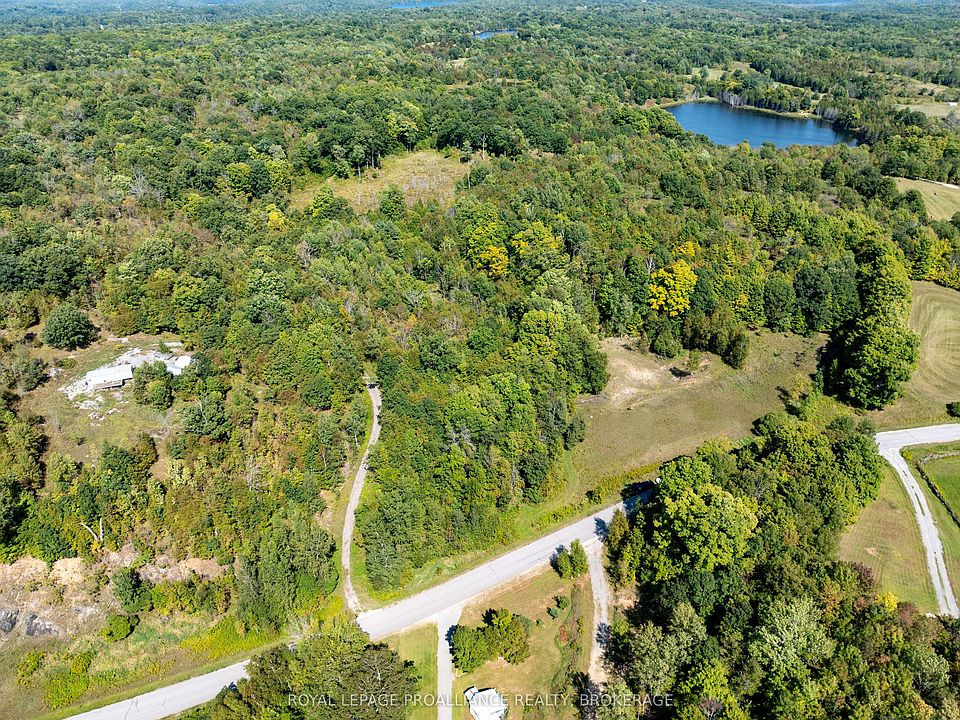 1st image of 406 Crozier Rd