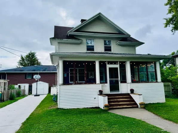 609 S Clay St, Green Bay, WI 54301