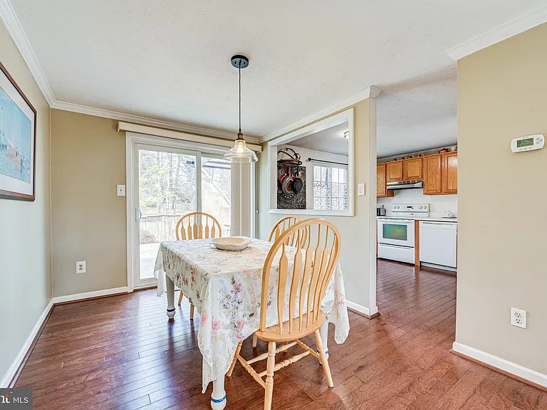 6144 Windward Dr — Photo 5