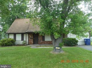 13 Gilman Ln, Willingboro, NJ 08046