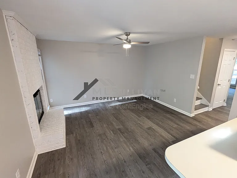 4424 American Dr — Photo 7
