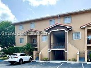 17415 NW 75th Pl, Hialeah, FL 33015