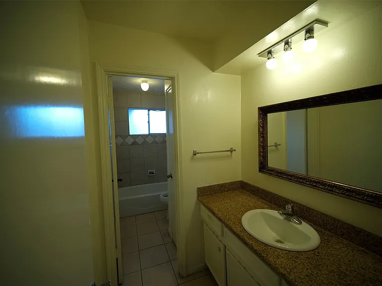 12510 Bexley Dr — Photo 7
