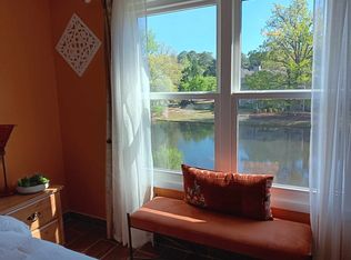 661 Bartons Landing Pl APT 12, Fayetteville, NC 28314