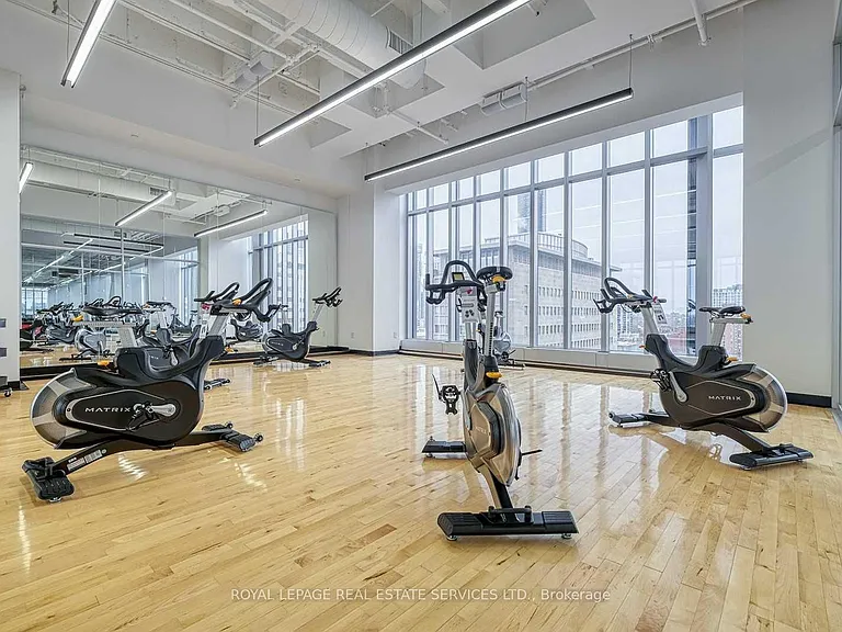 488 University Ave #2703 — Photo 23