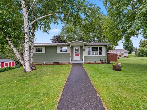 4 Westwood Parkway, Barre City, VT 05641